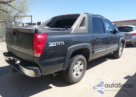 2004 Chevrolet Avalanche 1500 from USA, damaged, VIN 3GNEC12T94G273988